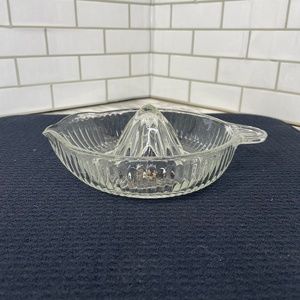 Vintage Clear Glass Hand Juicer Reamer Orange Lemon Citrus Juicer - Large